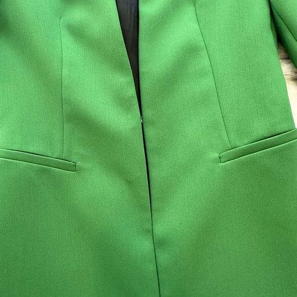 Zara Jackets & Blazers - Zara Vibrant Green Women’s Blazer
